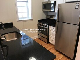 71 Langdon St, Unit 3A in Cambridge, MA - Building Photo