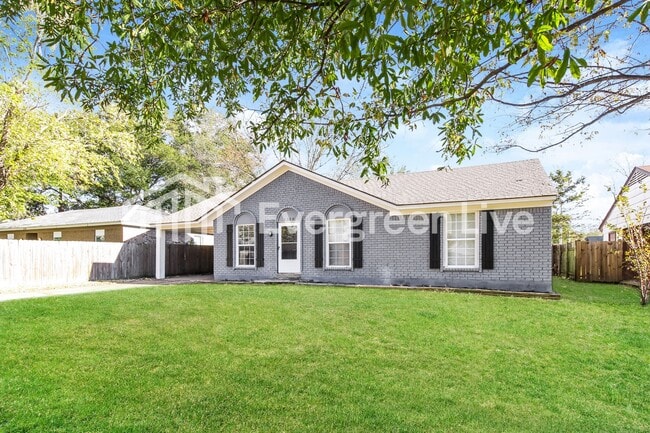 5320 Plover Dr in Memphis, TN - Building Photo - Building Photo