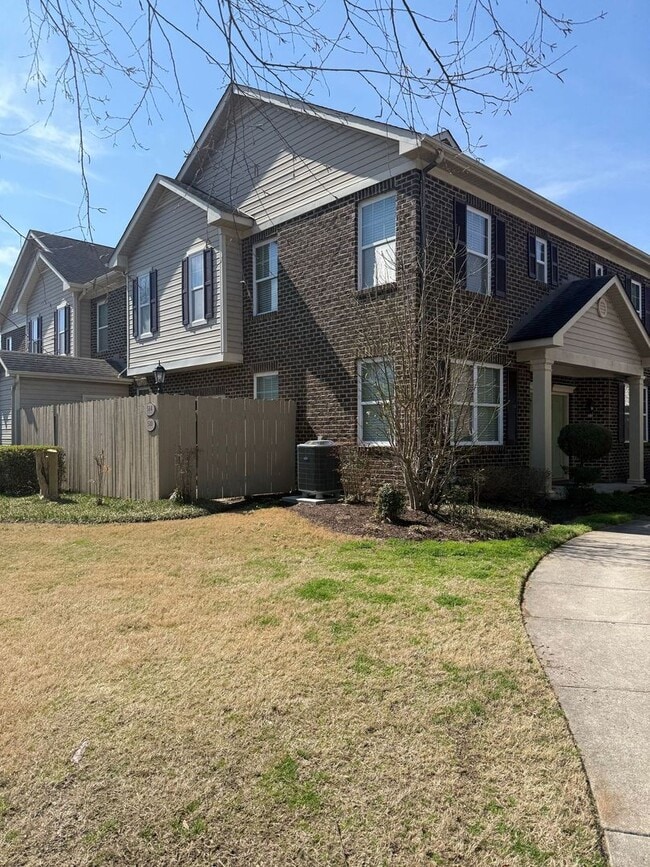 514 Hadleybrook Drive in Chesapeake, VA - Building Photo - Building Photo