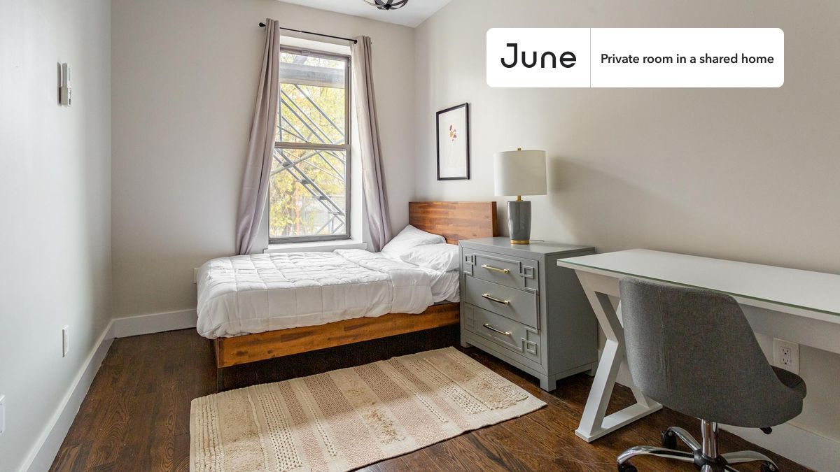 Private bedroom in 4 bed/2 bath Home in New York, NY - Building Photo