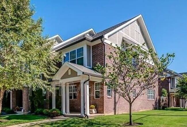 property at 2324 Knowles Ave