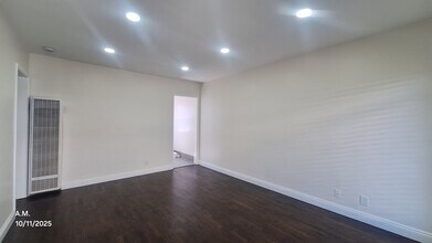 16321 Prairie Ave, Unit 16321 in Lawndale, CA - Building Photo - Building Photo