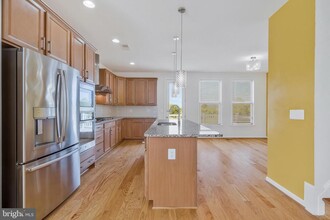 42502 Dogwood Glen Square in Dulles, VA - Building Photo - Building Photo