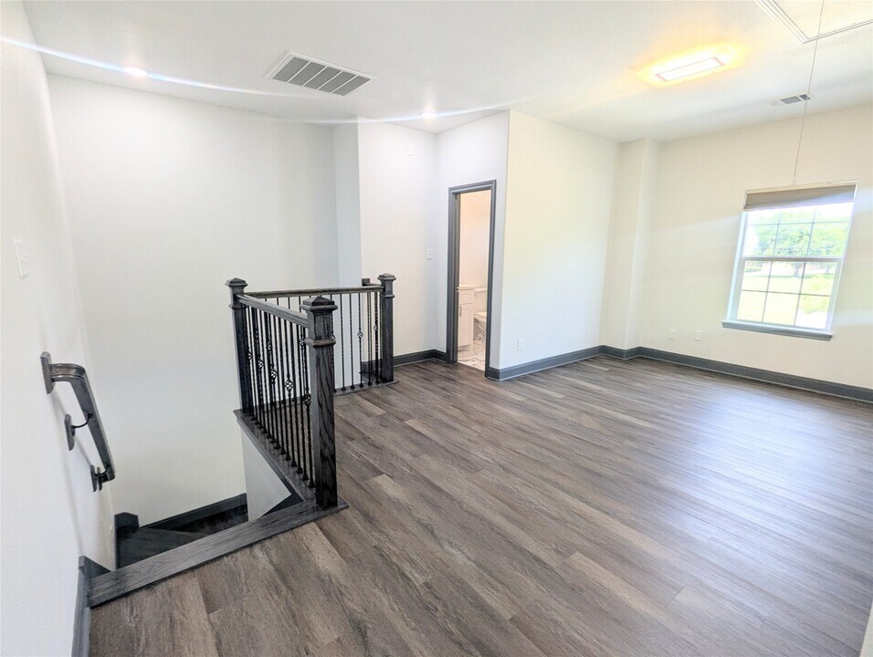1028 Francis Dr in Pasadena, TX - Building Photo