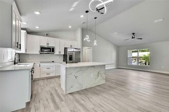 16487 SW 55th Court Rd in Ocala, FL - Building Photo - Building Photo