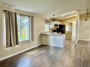 600-606 Dolan Rd in Moss Landing, CA - Building Photo - Building Photo