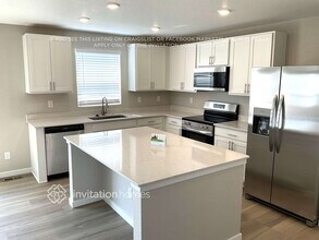 3963 N Rome St in Aurora, CO - Building Photo - Building Photo