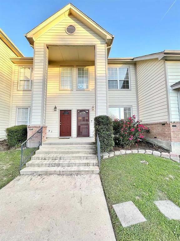 property at 12205 Abbey Glen Ln