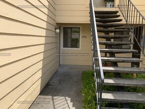 2706 Woodlake Dr in Santa Rosa, CA - Building Photo - Building Photo