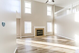 467 Wheatfield Dr in Delaware, OH - Building Photo - Building Photo