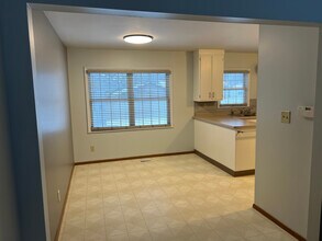 2118 32nd St S, Unit 2118 in La crosse, WI - Foto de edificio - Building Photo