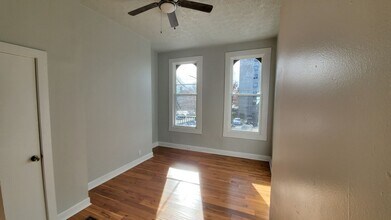 810 Poplar St in Cincinnati, OH - Building Photo - Building Photo