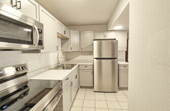 610-Carriage Court Apartments in Belvidere, IL - Building Photo - Building Photo