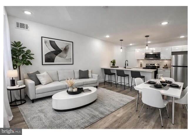 property at 1233 W Venango St