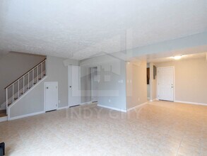 3281 Ashley Ln in Indianapolis, IN - Building Photo - Building Photo