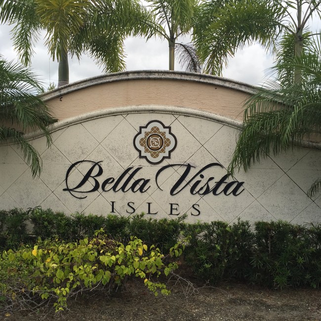 Bella Vista Isles in Vero Beach, FL - Building Photo - Building Photo