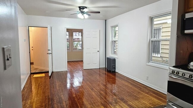 55-23 97th Pl in Queens, NY - Building Photo - Building Photo