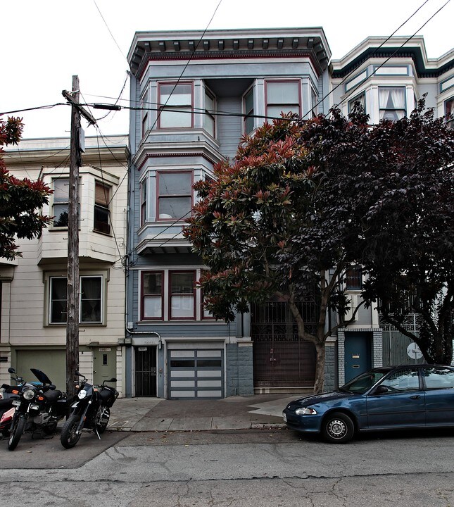 3667-3671 19th St in San Francisco, CA - Building Photo