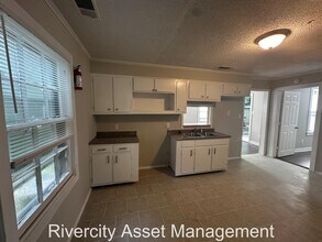 554 Sandridge St in Memphis, TN - Building Photo - Building Photo