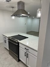 329 E Evergreen Ave in Longwood, FL - Building Photo - Building Photo