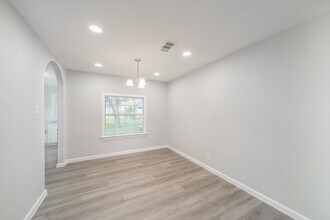 6307 Westover St in Houston, TX - Building Photo - Building Photo