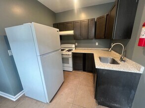 705 E State St in Trenton, NJ - Building Photo - Building Photo
