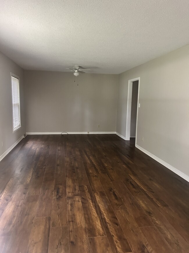 2230 Cloyd Blvd in Florence, AL - Building Photo - Building Photo