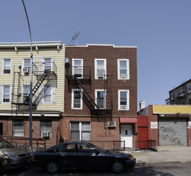 225 21st St in Brooklyn, NY - Building Photo - Building Photo