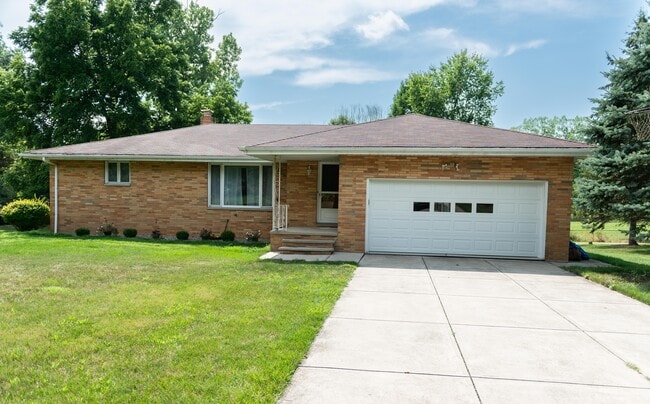 property at 10976 Shaker Dr