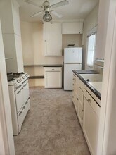 610 Montana Ave in Santa Monica, CA - Building Photo - Building Photo