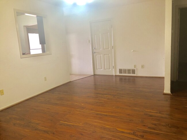 8417 Avenue V in Lubbock, TX - Building Photo - Building Photo