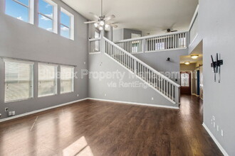11435 Garden Falls in San Antonio, TX - Building Photo - Building Photo