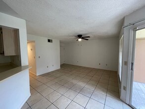 4812 Normandy Pl in Orlando, FL - Building Photo - Building Photo