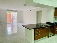 2030 S Douglas Rd, Unit 501 in Coral Gables, FL - Building Photo - Building Photo