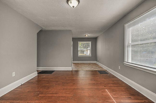 143 Carter St in Bristol, VA - Building Photo - Building Photo