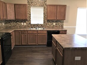 4924 Lighthouse Ct in Winston-Salem, NC - Building Photo - Building Photo