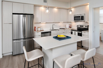 Riverland Apartments in Fort Lauderdale, FL - Building Photo - Building Photo