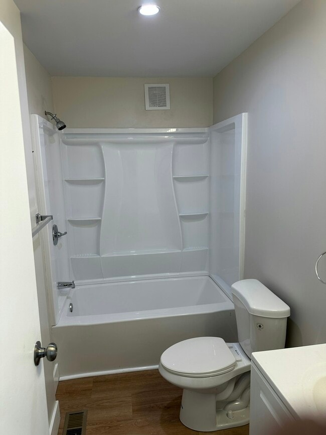 523 Franklin Ave in Canonsburg, PA - Building Photo - Building Photo