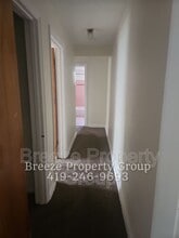 2445 W Bancroft St in Toledo, OH - Building Photo - Building Photo