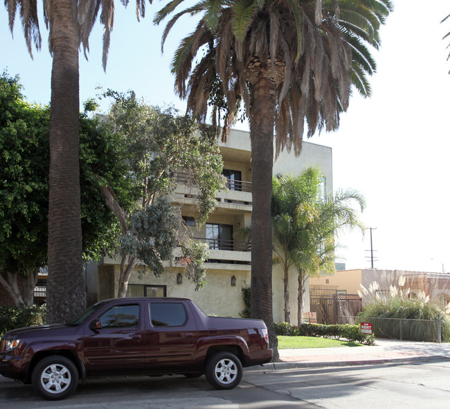 1024 Grand Ave in Long Beach, CA - Building Photo - Building Photo