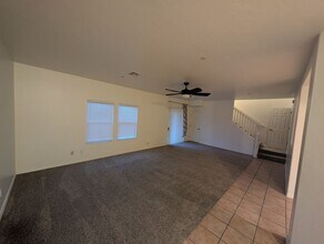 8445 N Avd De La Bellota in Tucson, AZ - Building Photo - Building Photo