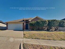 343 McMurtry Dr in Arlington, TX - Building Photo