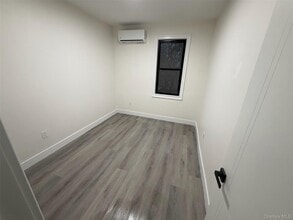 131-06 14th Ave in Queens, NY - Building Photo - Building Photo