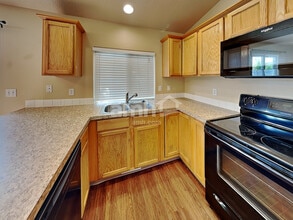 11603 Shelburne St in Caldwell, ID - Building Photo - Building Photo