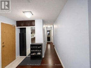 4 Lisa St. in Brampton, ON - Building Photo - Building Photo