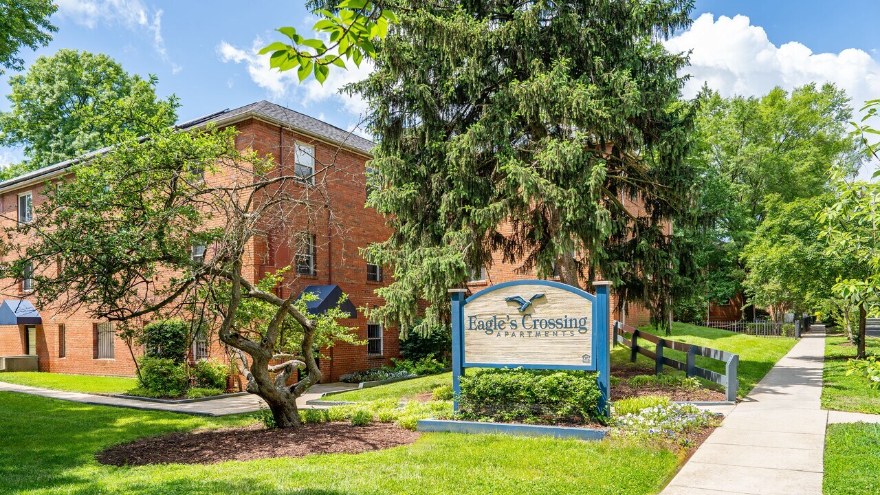 Eagles Crossing Apartments in Washington, DC - Building Photo