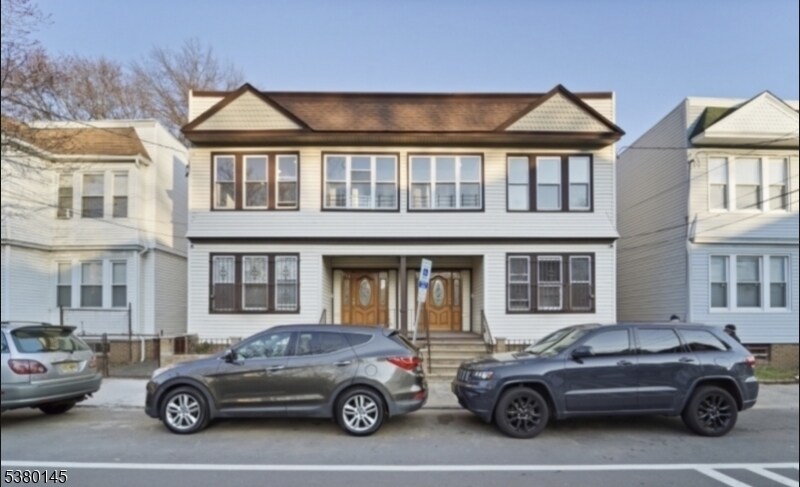 816 S 19th St in Newark, NJ - Building Photo