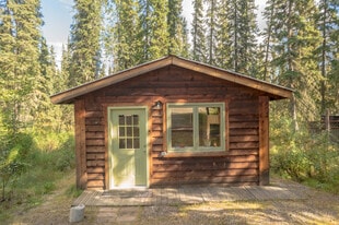 114 Boaters Ln, Unit B in Fairbanks, AK - Building Photo
