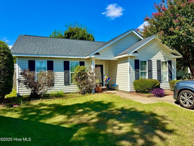 property at 1202 St Charles Cir
