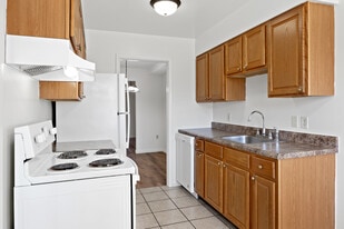 Whispering Pines in Queensbury, NY - Building Photo